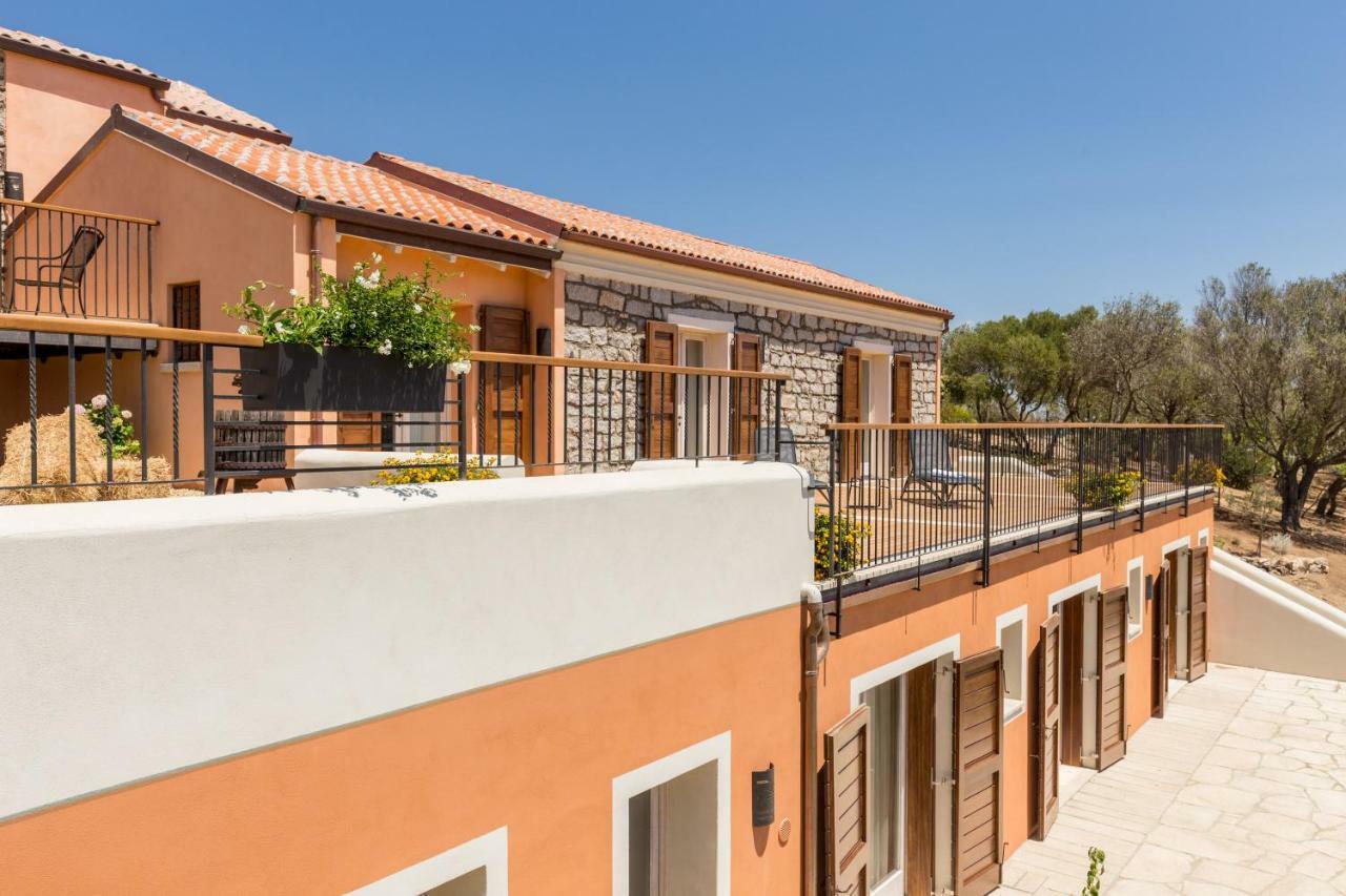 Tenuta Petra Bianca Palau Εξωτερικό φωτογραφία